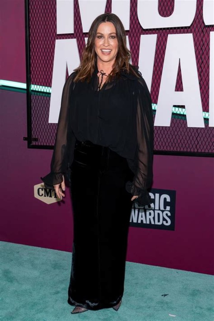 Unveiling The Net Worth Secrets Of Alanis Morissette: A Deeper Dive
